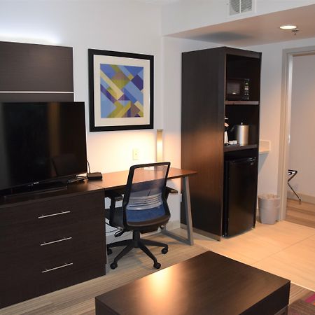 Holiday Inn Express Philadelphia Ne-Bensalem By Ihg Zewnętrze zdjęcie