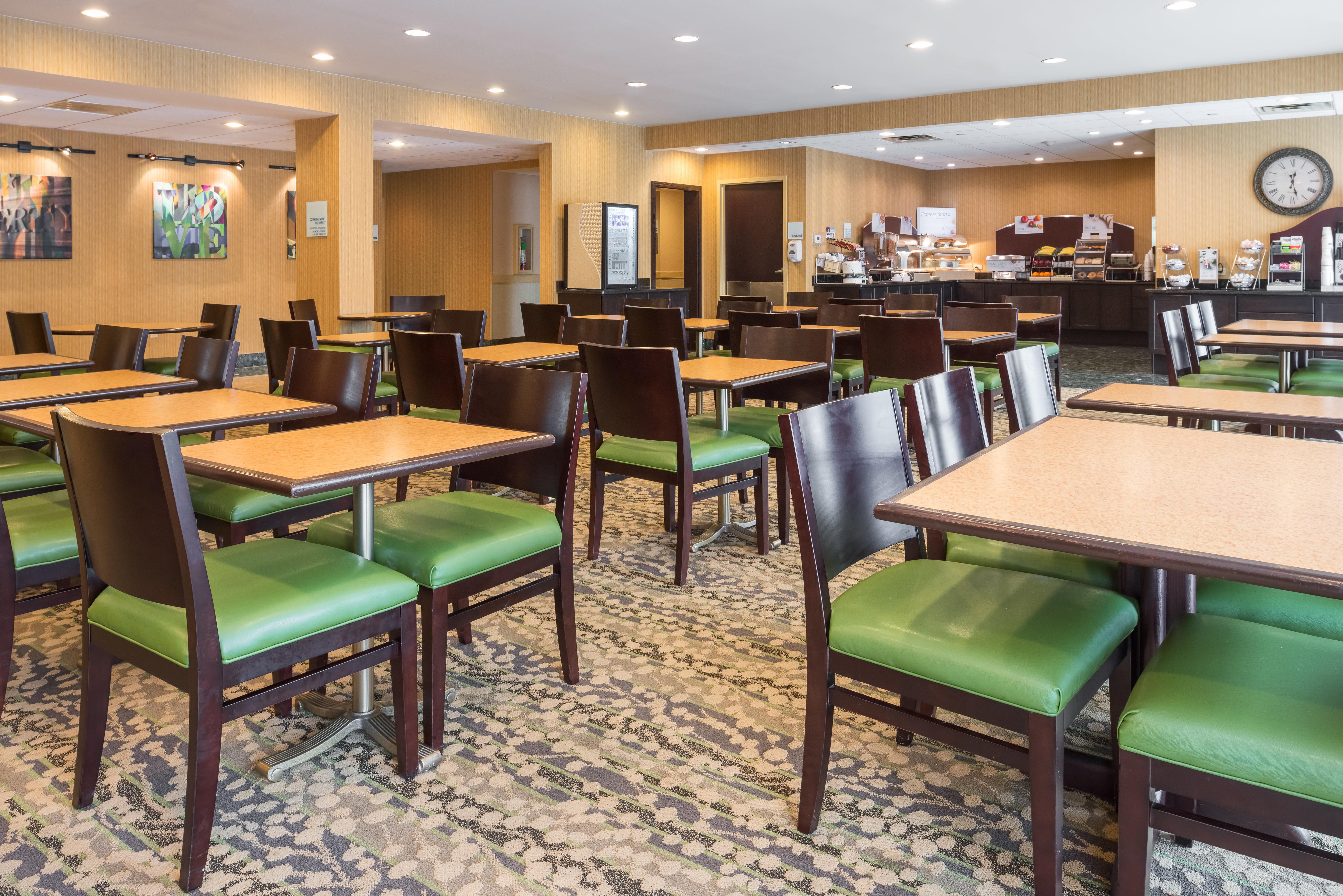 Holiday Inn Express Philadelphia Ne-Bensalem By Ihg Zewnętrze zdjęcie