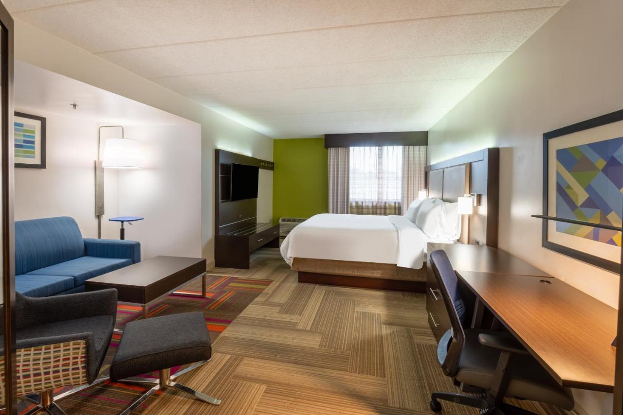 Holiday Inn Express Philadelphia Ne-Bensalem By Ihg Zewnętrze zdjęcie