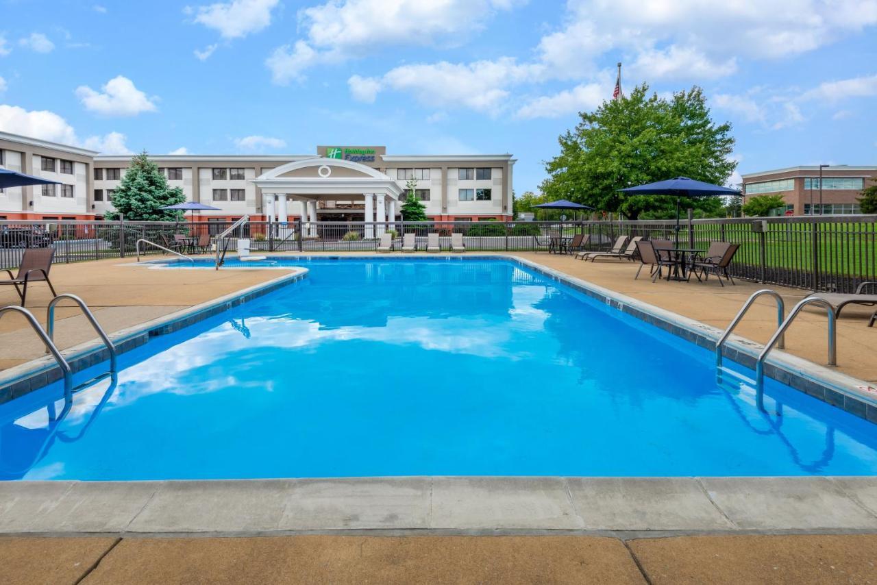 Holiday Inn Express Philadelphia Ne-Bensalem By Ihg Zewnętrze zdjęcie