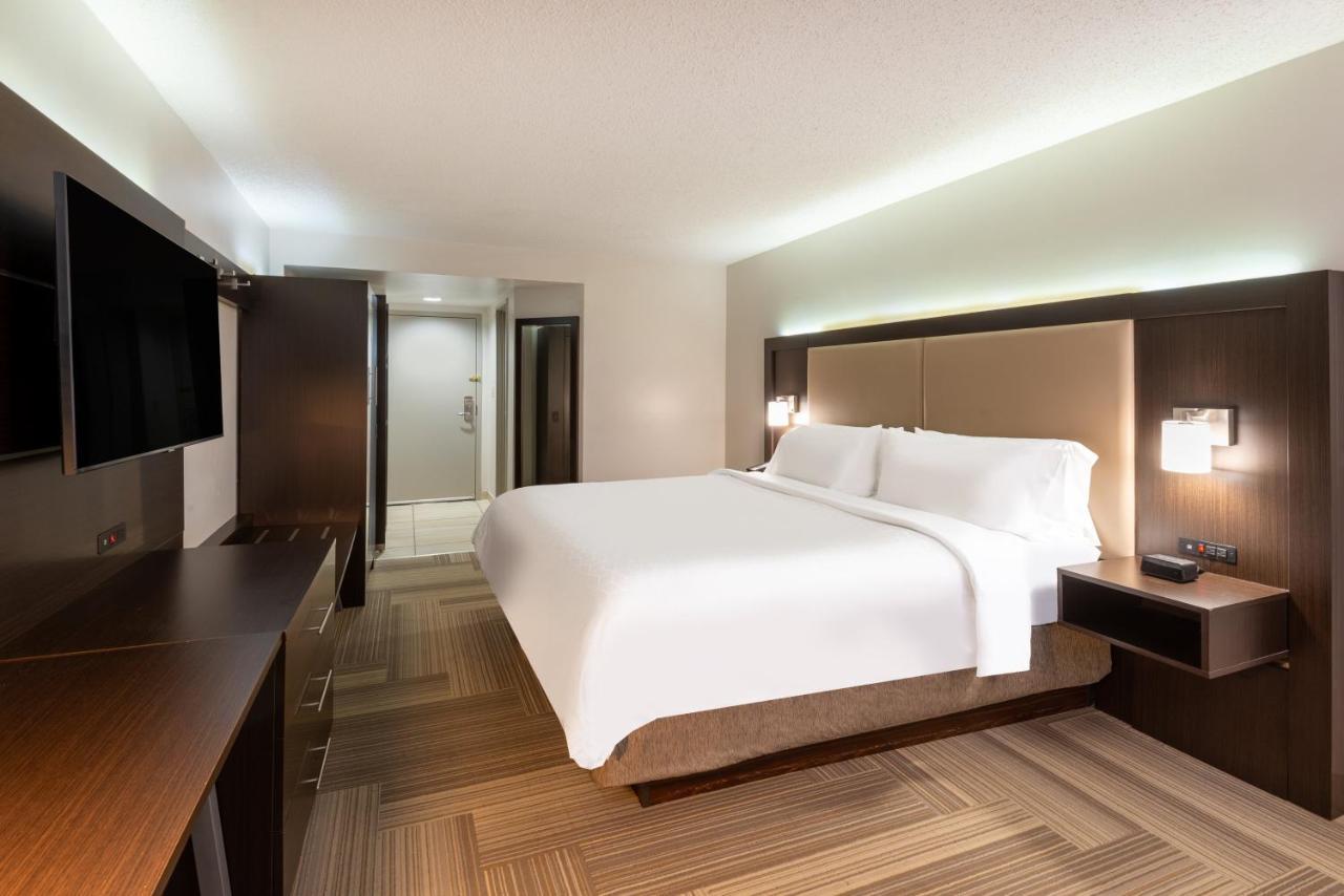 Holiday Inn Express Philadelphia Ne-Bensalem By Ihg Zewnętrze zdjęcie